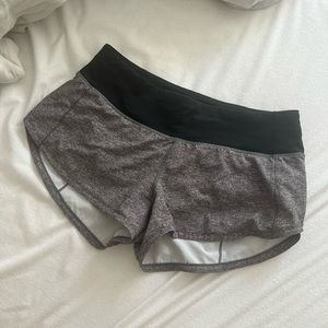 Lululemon speed up lined shorts 2.5”